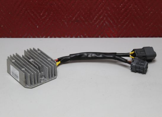 Regulator rectifier  Kymco Downtown 350i
