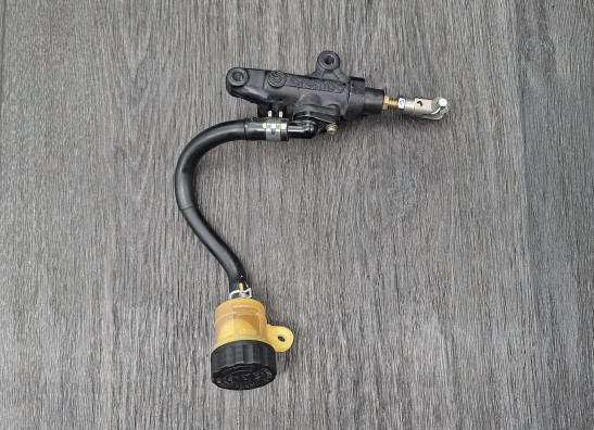Bremszylinder hinten Yamaha YZF R1