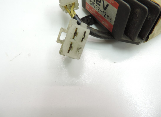 Spanningsregelaar Honda CB 400