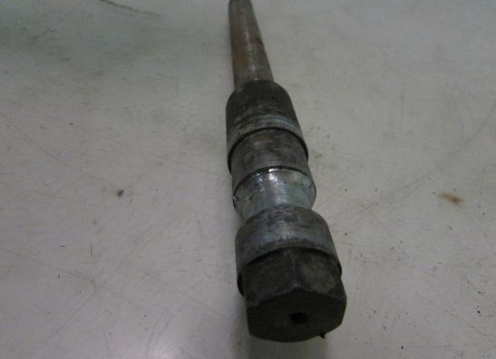 Vooras Honda VF 700  750 C Magna