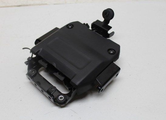 Koplampomlijsting Yamaha XSR 900