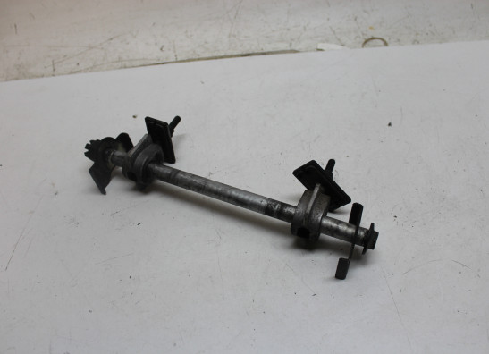 Achteras Kawasaki ER 5