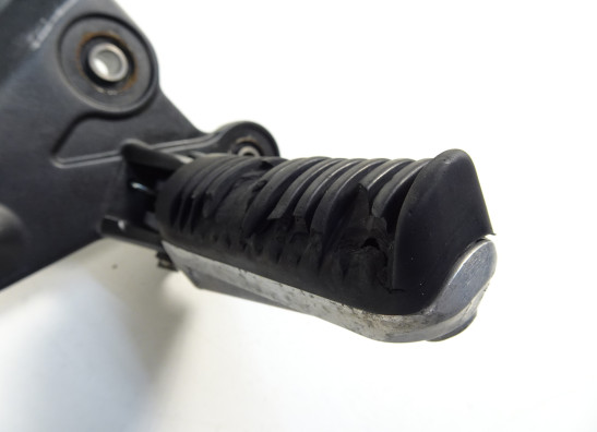 Fussrastetrager vorne rechts Yamaha Tracer 700