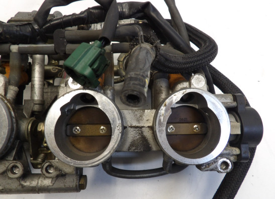 Gasklephuis Yamaha FZ6