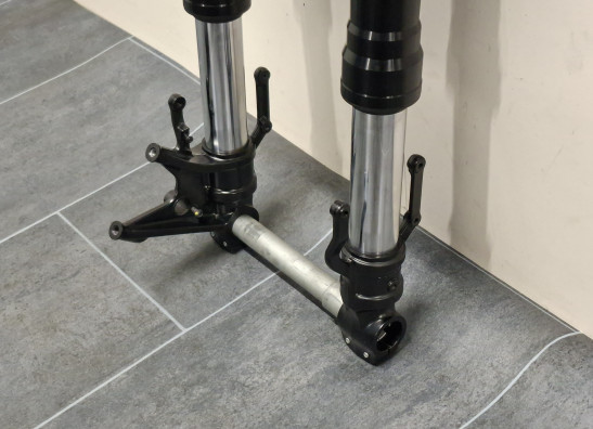 Gabelholm Komplett Aprilia RS 457