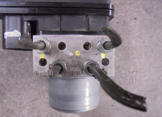 ABS pumpe druckmodulator Kawasaki Z 650