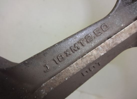 Voorvelg Honda VF 700  750 C Magna