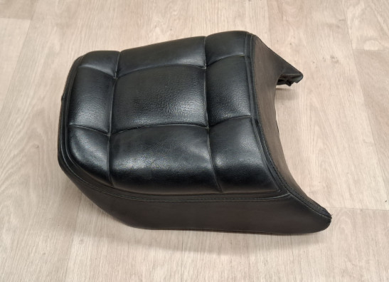 Buddy zadel Honda VF 700  750 F