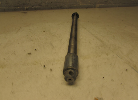 Axle front Honda VF 700  750 C Magna