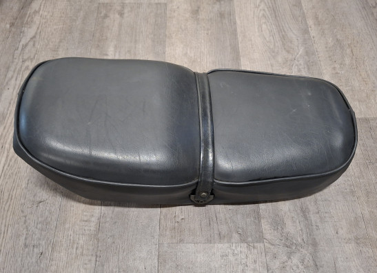 Zadel Kawasaki GPZ 400