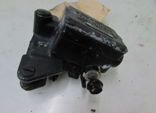 Front brake master cylinder  Kawasaki GPX 750