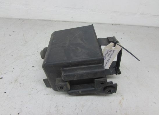 Batterie befestigung Yamaha FZ 750
