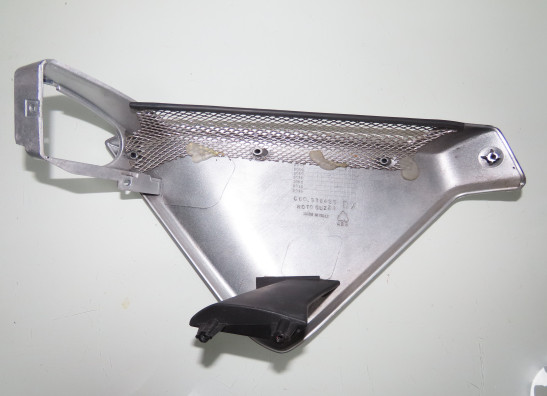 Rechter zijkuip klein Moto Guzzi Stelvio