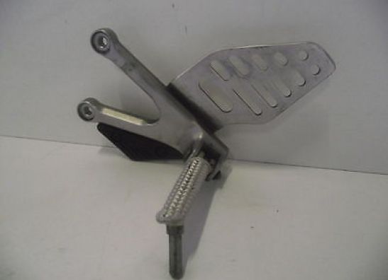 Main step holder left Yamaha YZF R6