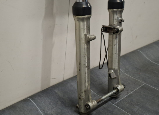 Voorpoten compleet Suzuki SP 370