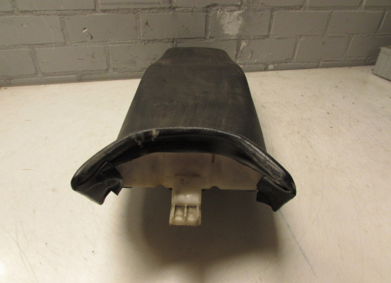 Zadel Kawasaki GPX 750