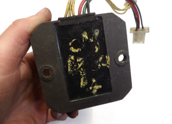 Regler Gleichrichter Honda CM 400 T 