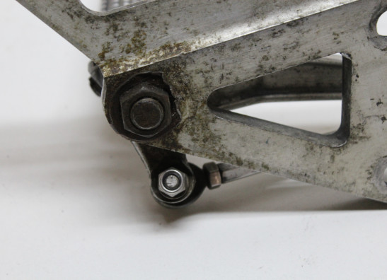 Main step holder left Suzuki GSX R 750 RK