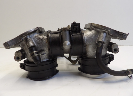 Inlaatspruitstuk Yamaha V max