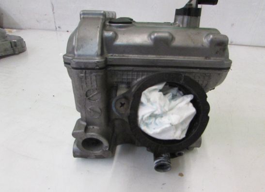 Cylinder head Suzuki SV 650