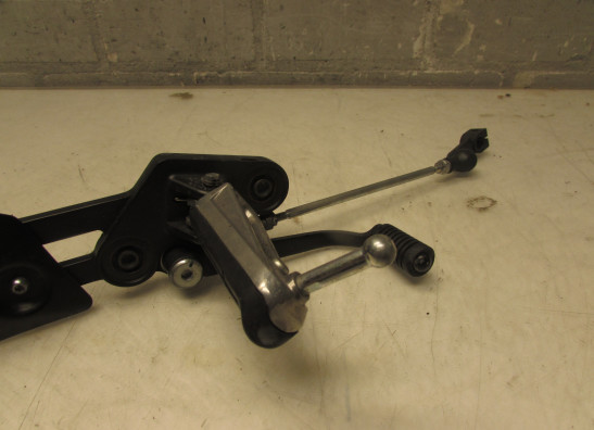 Main step holder left Yamaha MT 07