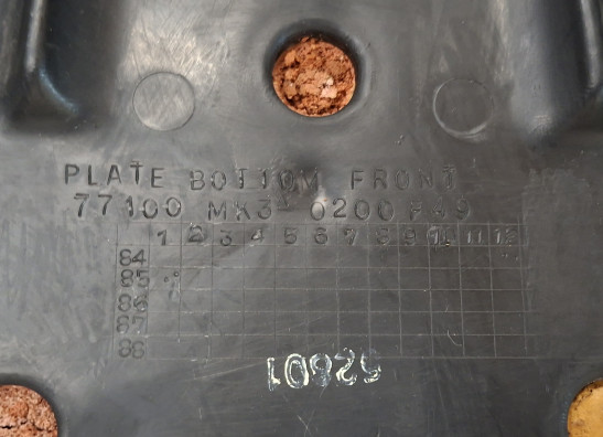 Seat Honda VF 700  750 C Magna