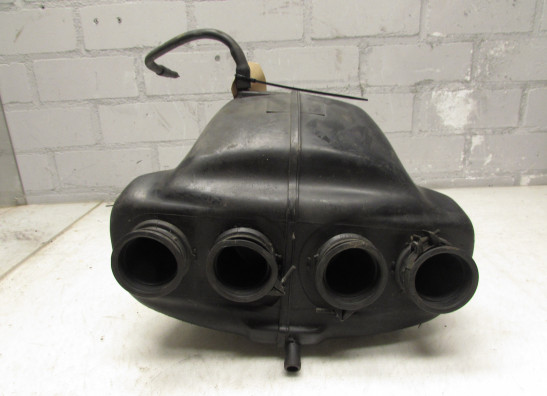Air cleaner case Suzuki GSX F 1100