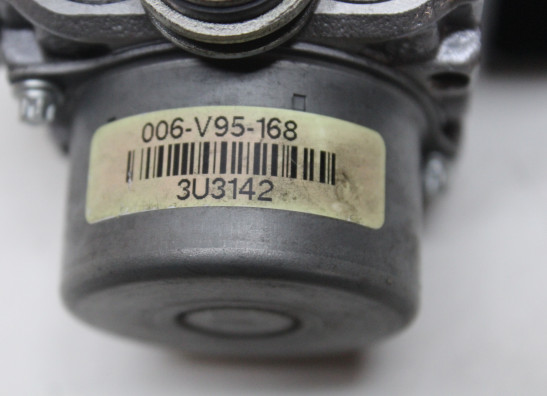 ABS pomp Honda X-adventure 750