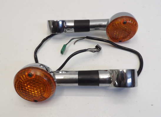 Winker left front Suzuki VS 1400 Intruder