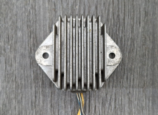 Spanningsregelaar Suzuki GS 1000