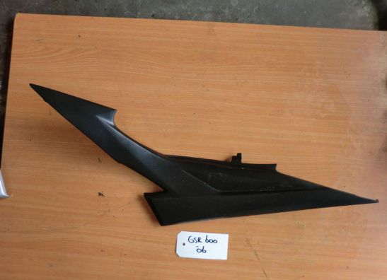 Cowl left small Suzuki GSR 600