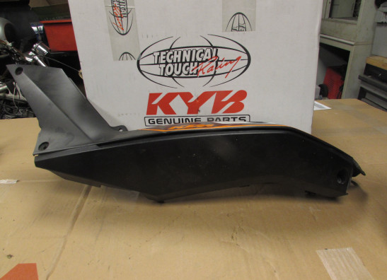 Cowl left rear KTM 125 Duke