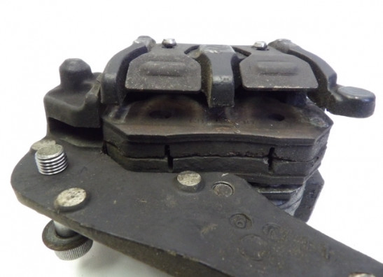 Remklauw rechts voor Honda VF 700  750 C Magna