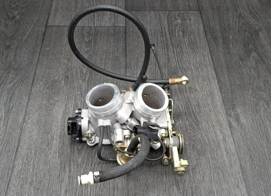 Gasklephuis Aprilia RSV 1000