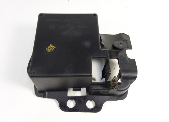 Batterie befestigung Triumph Sprint ST 1050