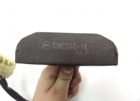 Spanningsregelaar Yamaha FAZER 600