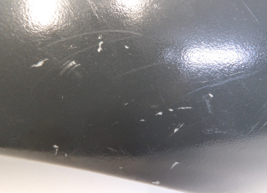 Rechter achterkant Aprilia Pegaso