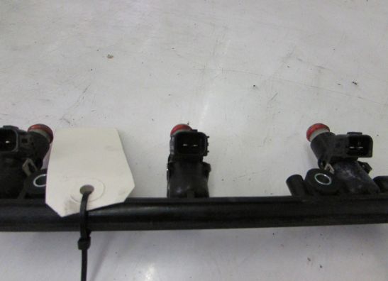 Gasklephuis Triumph Sprint ST 1050