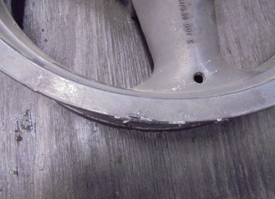 Felge vorne Triumph Trophy 1200