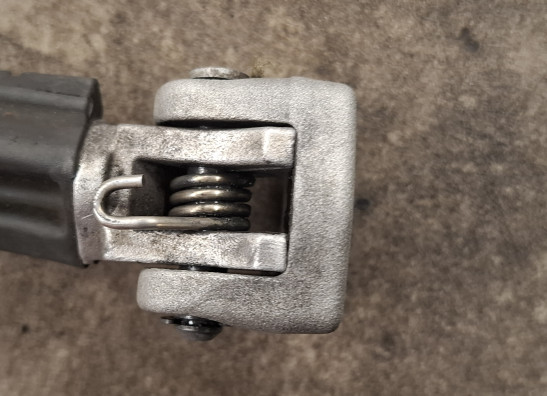 Footrest right KTM 690 Duke 4