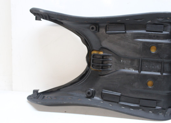 Zadel Honda VFR 800 I