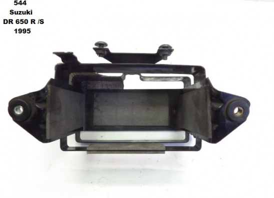 Batterie befestigung Suzuki DR 650