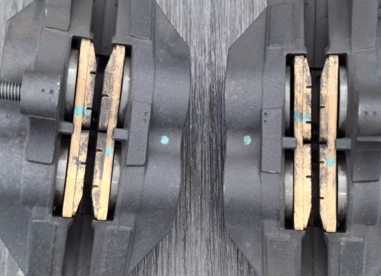 Brake calipers front BMW R 1200 R