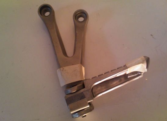 Pillion step left  Kawasaki ZX 6 R