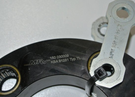 Link systeem achterveer Triumph Daytona 675 