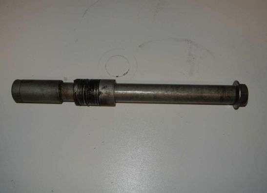 Axle front Honda CBF 1000
