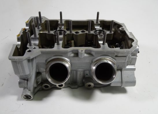 Cylinder head BMW F 800 S - ST