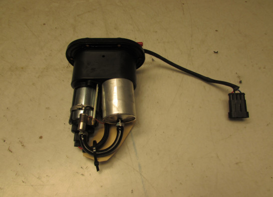 Brandstofpomp Aprilia RSV 4