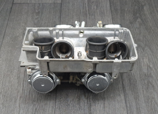 Carburetor assy Honda VF 700  750 C Magna