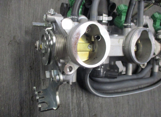 Gasklephuis Suzuki GSX S 750